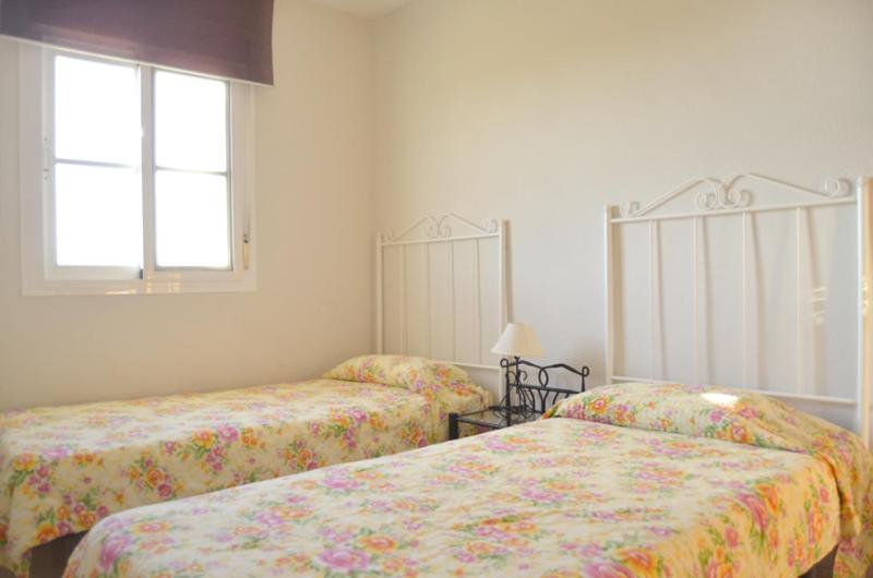 Terrasol Baviera Golf Apartment กาเลตา เด เวเลซ ภายนอก รูปภาพ